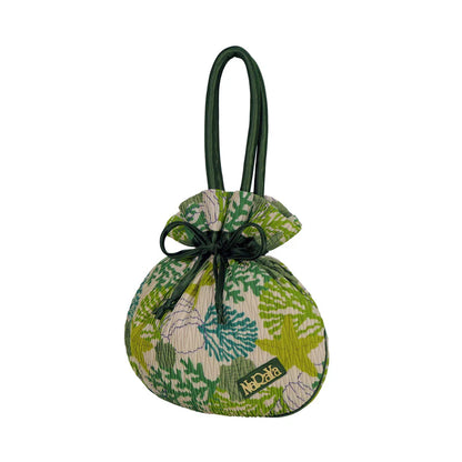 Bolso tipo pouch plisado con cordón NaRaYa