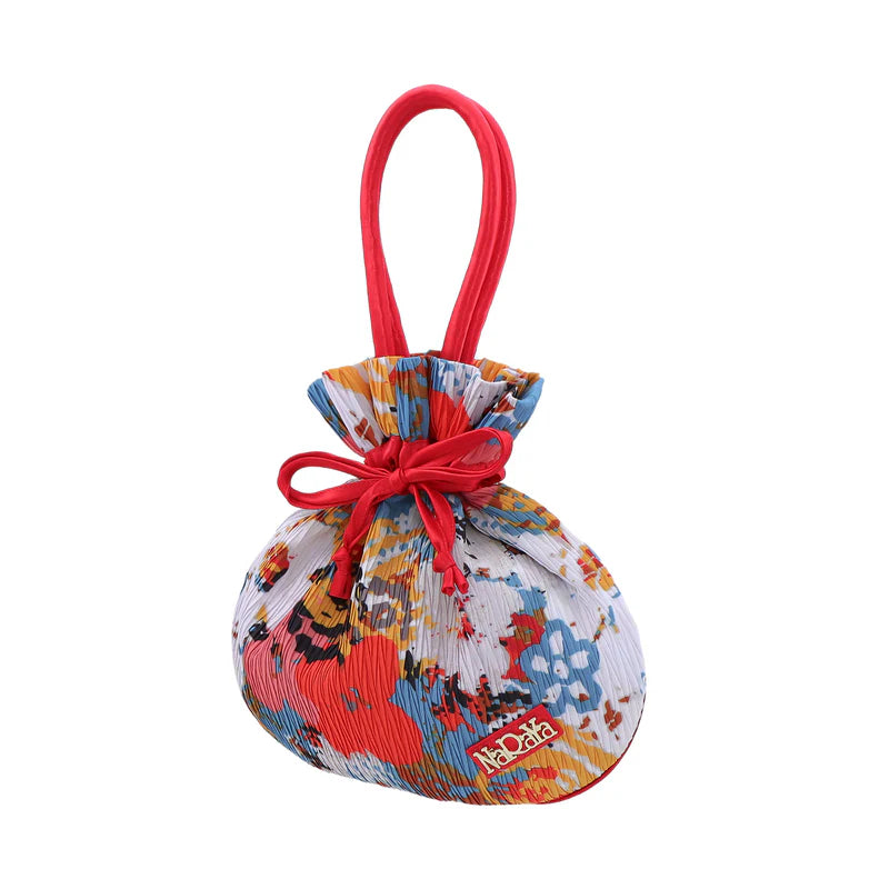 Bolso tipo pouch plisado con cordón NaRaYa